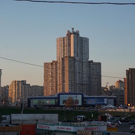 Apartment In Complex Korona On Knyazhyi Zaton 21 Kijev Kültér fotó